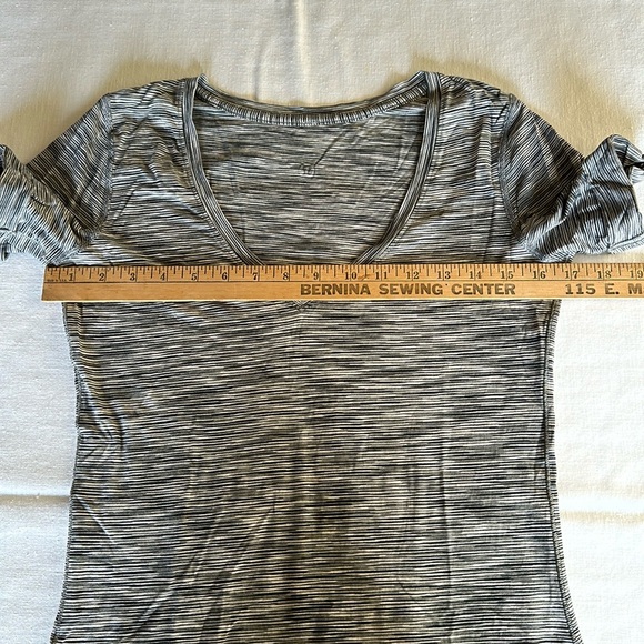 Lululemon Love Tee 4 Color Space Dye White Black Grey - Picture 6 of 9